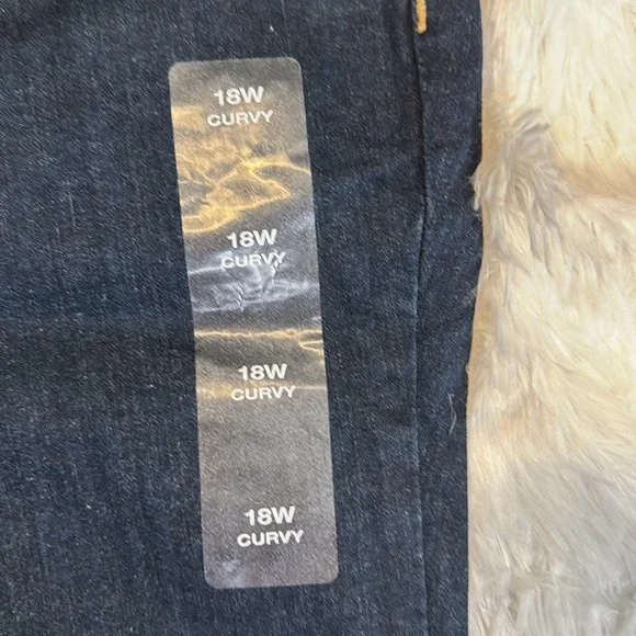 NWT, Eddie Bauer Blue Boot-cut stretch Jeans with Classic Stitching, size 18W - Picture 5 of 13